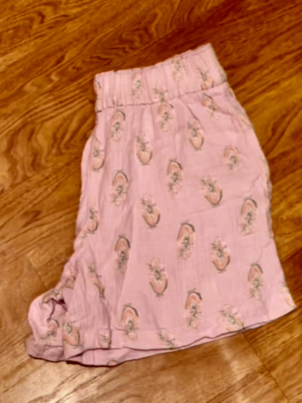 Blush Pink Floral Elastic-Waist Shorts